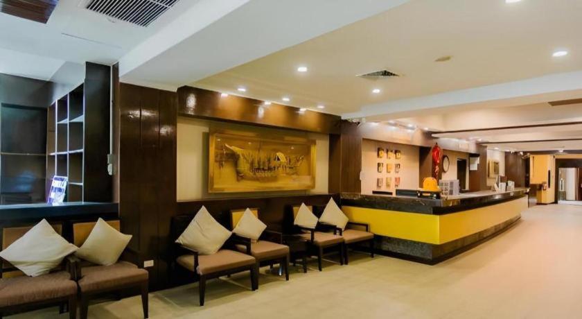 Sarita Chalet & Spa Hotel - Sha Extra Plus Jomtien Beach Exterior photo