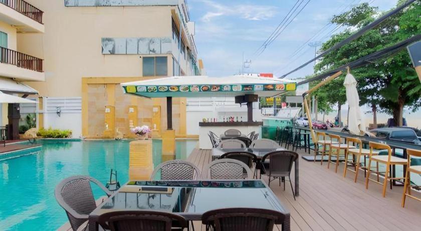 Sarita Chalet & Spa Hotel - Sha Extra Plus Jomtien Beach Exterior photo